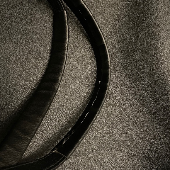 Saint Laurent Leather Tote Bag - Picture 7 of 8